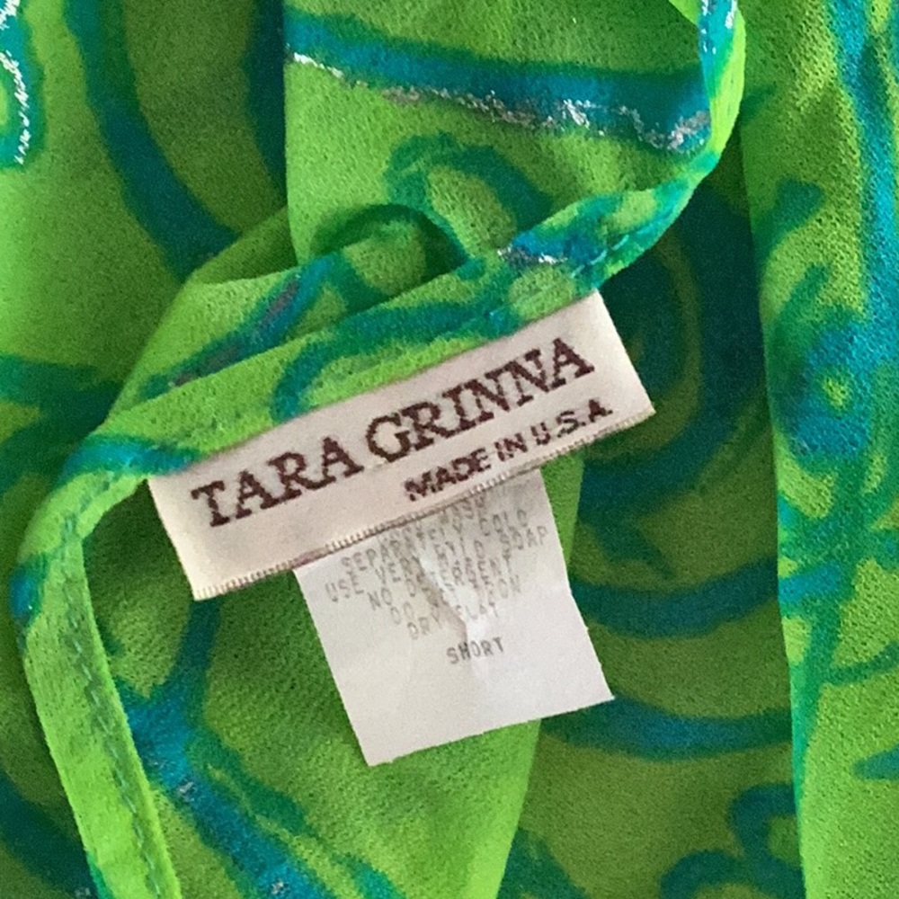 TARA GRINNA Made In USA Ladies Accessory Beach Cover- Scarf- Wrap- Shawl